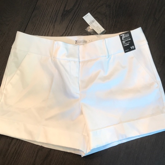 New York & Company Pants - NWT 7th Avenue signature fit, 4” short